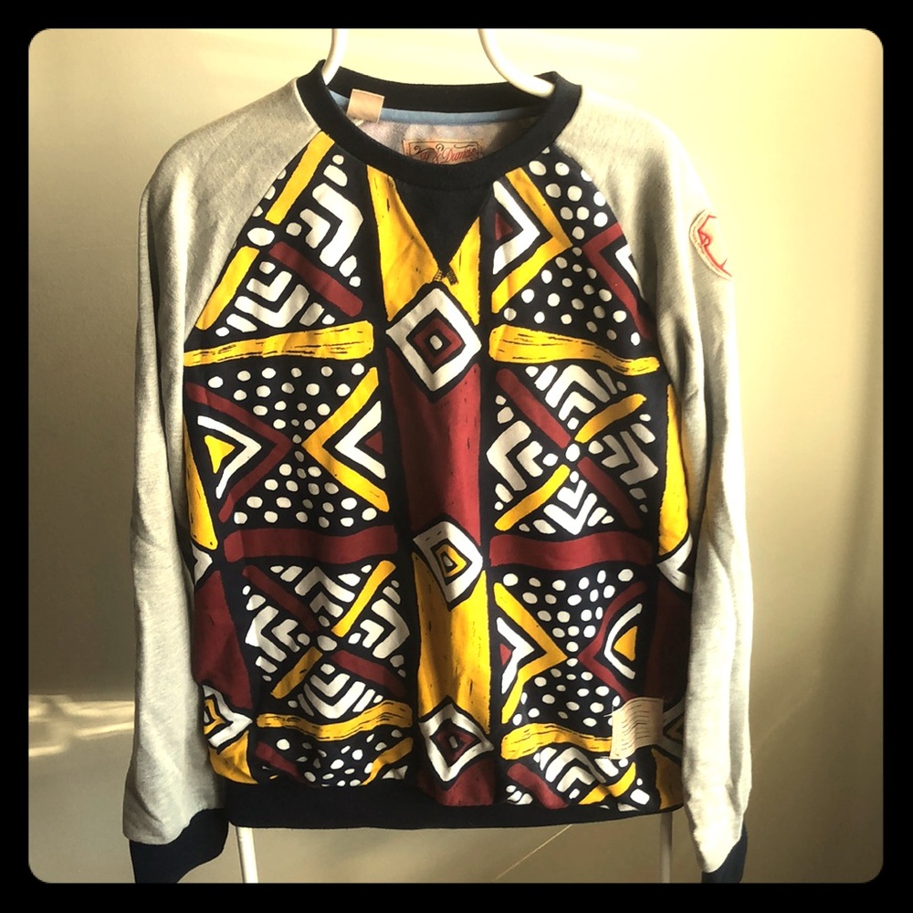 Sweatshirt